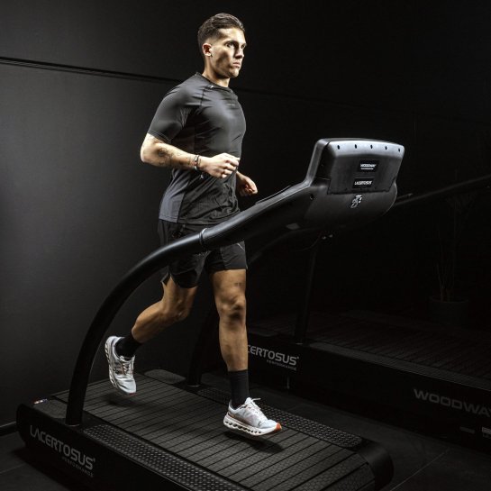 Tapis de Course Professionnel Woodway – Technologie Slat Belt pour Performance