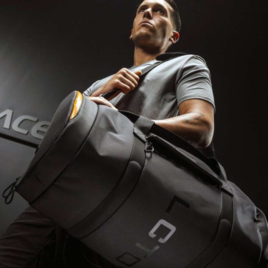 Bolsa de gimnasio Lacertosus: técnica, resistente, elegante